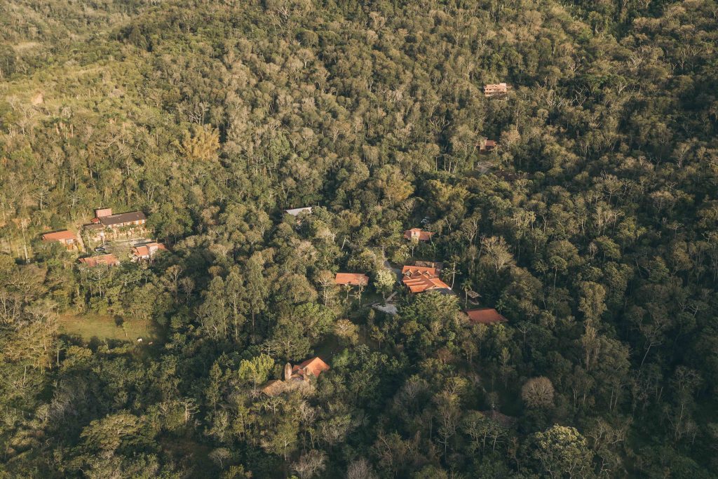 centro-de-yoga-montanha-encantada